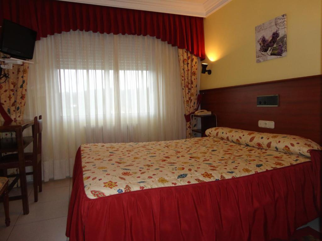 Hotel Garcas ラバコーヤ 部屋 写真